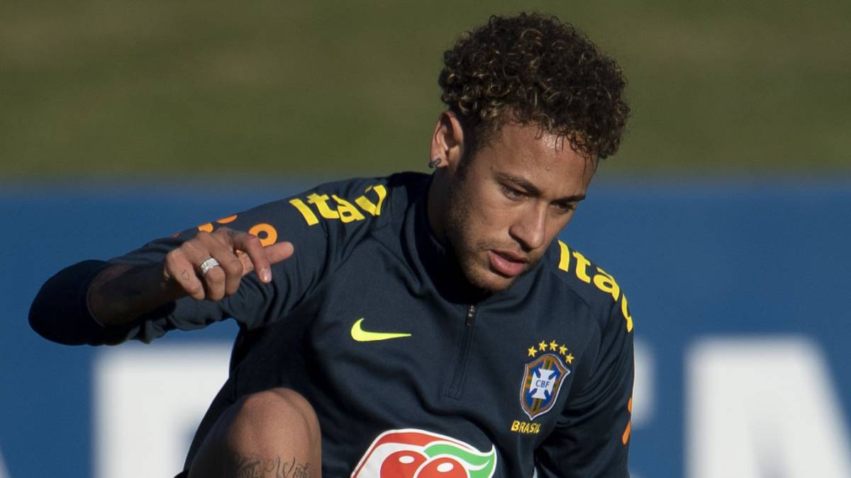 在炎炎夏日 在炎炎夏日