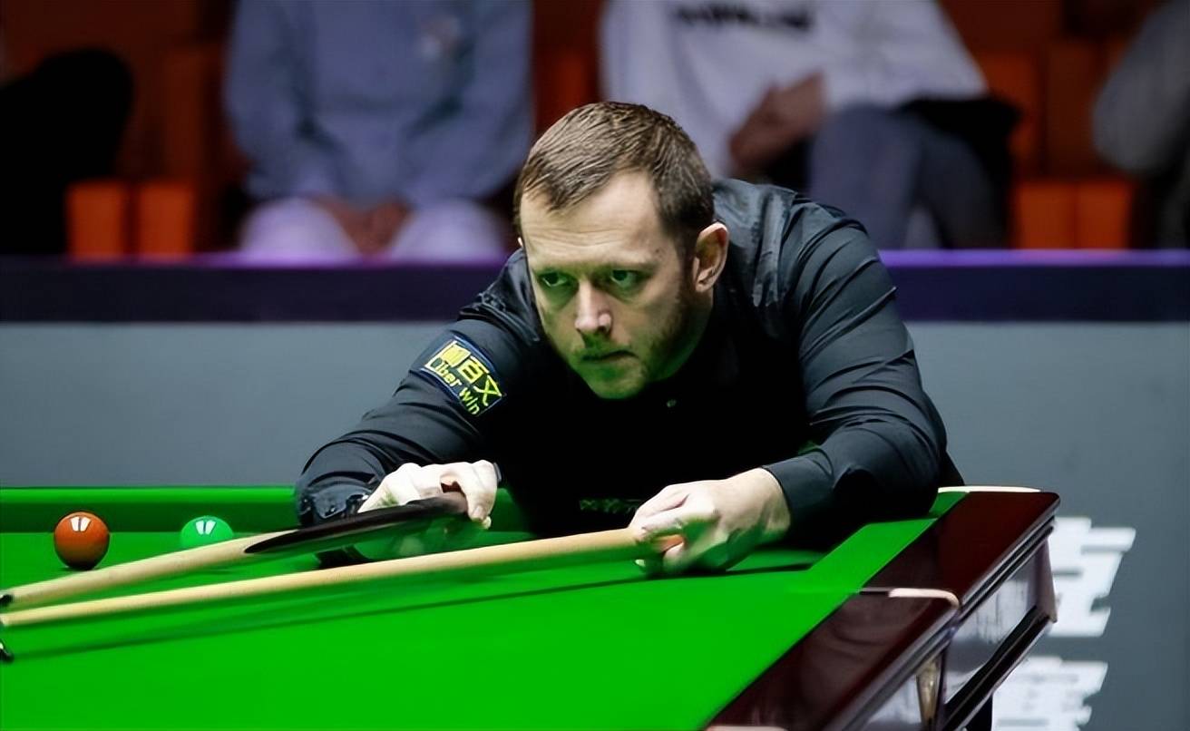 动车相撞常 动车相撞常