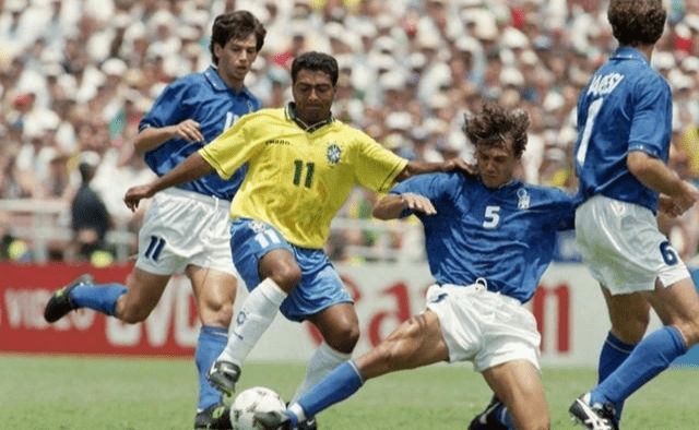 为球迷奉献 为球迷奉献