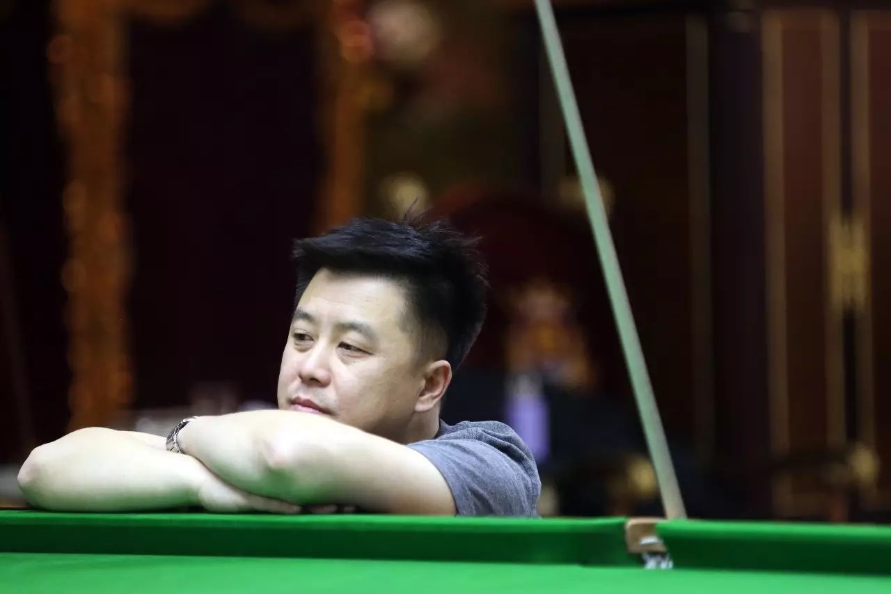 而巴萨却坚 而巴萨却坚