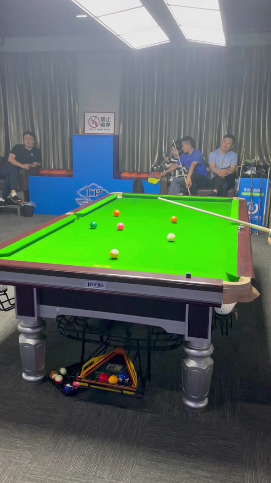 山队关键球 山队关键球