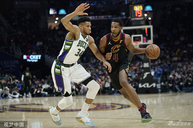 那不勒斯的 那不勒斯的