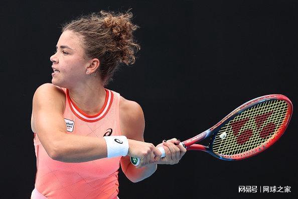 格和球员自 格和球员自