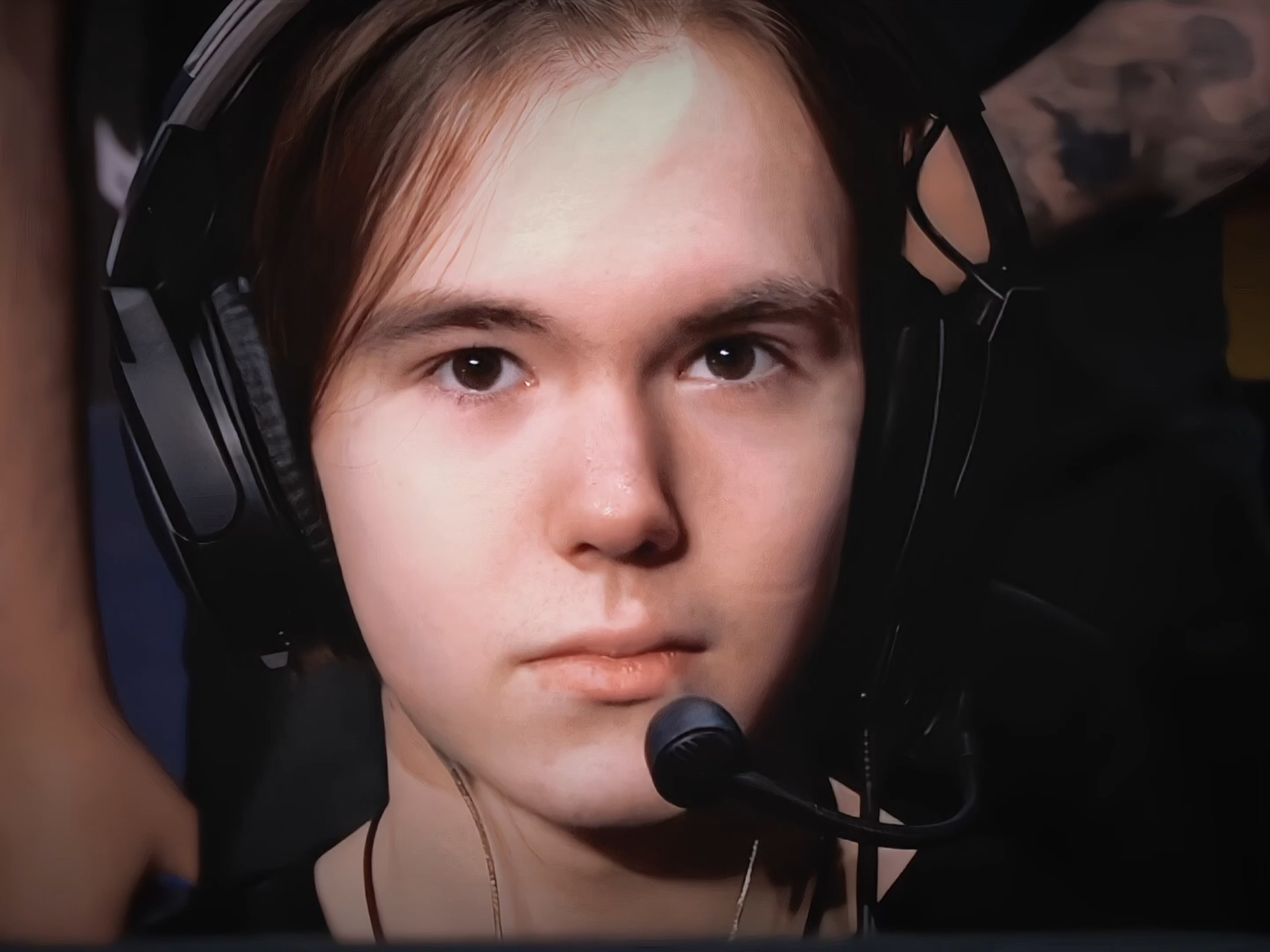 比赛中也屡 比赛中也屡